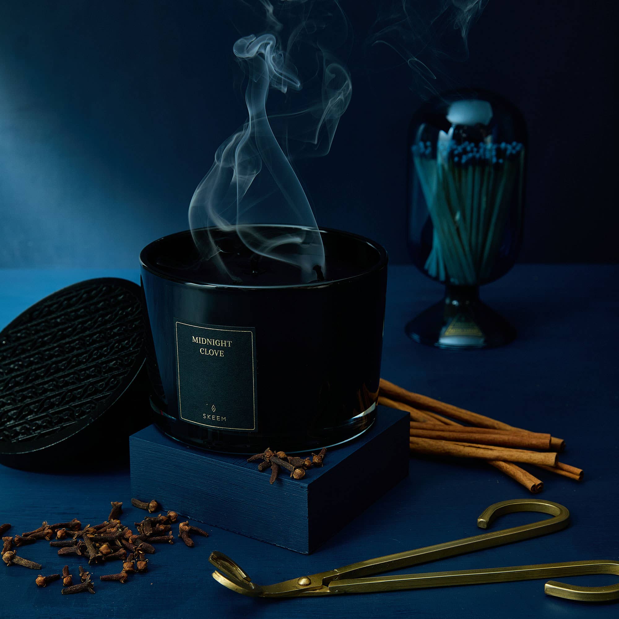 Obsidian 3-Wick Candle, Midnight Clove